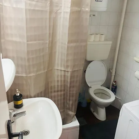 Apartmansko Naselje Jezero شقة Vrnjačka Banja